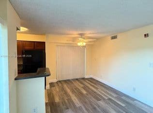 2+1 Condo — 7650 Westwood Dr APT 509, Fort Lauderdale, 33321