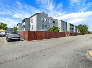 2-bedroom Condo — 1755 W 60th St APT D204, Hialeah, 33012