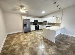 2-bedroom Single-Family Home — 4326 Woodstock Drive #C, West Palm Beach, 33409