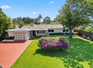 3-bedroom Single-Family Home — 570 SE 2ND Avenue, Pompano Beach, 33060