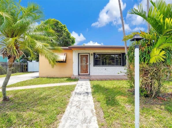 4+1 Müstakil ev — 11230 SW 188th St, Miami, FL 33157