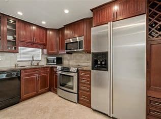 2-bedroom Condo — 9320 S Hollybrook Lake Drive #103, Pembroke Pines, 33025
