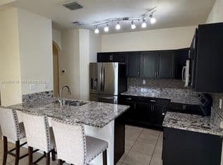 3+1 Condo — 133 SE 28th Ter Unit 8, Homestead, 33033