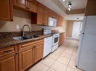 2+1 Townhouse — 3177 Coral Springs Drive #0, Coral Springs, 33065