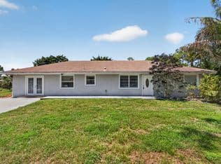 3-bedroom Single-Family Home — 16663 89th Place N, Loxahatchee, 33470