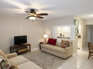 1-bedroom Condo — 7 Lyndhurst A, Deerfield Beach, 33442
