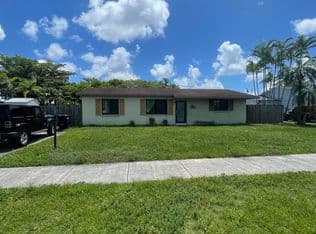 3+1 Müstakil ev — 7241 SW 137TH Court, Miami, 33183