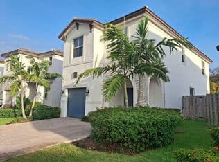 5+1 Müstakil ev — 2439 NW 131st Cir, Miami, 33167