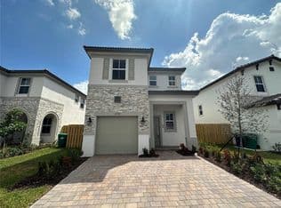 3+1 Müstakil ev — 2382 NW 131st Cir, Miami, 33167