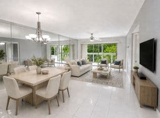 2+1 Condo — 12601 SW 13th St APT 315G, Pembroke Pines, 33027