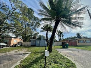 3+1 Müstakil ev — 4896 SW 28th Ter, Fort Lauderdale, 33312
