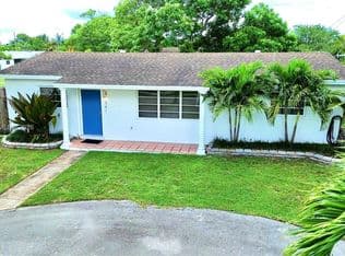 3-bedroom Single-Family Home — 341 N 66th Ave, Hollywood, 33024