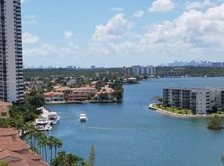 1+1 Condo — 18151 NE 31st Ct APT 1505, Aventura, 33160
