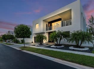 5+1 Müstakil ev — 10055 NW 77th St, Doral, 33178