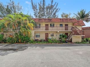 2-bedroom Condo — 6525 W 26th Dr APT 204-37, Hialeah, 33016