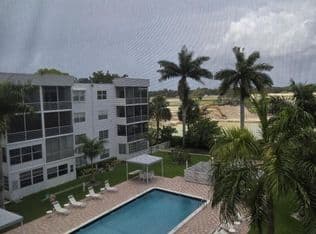 1+1 Condo — 2998 Sunrise Lakes Drive E #411, Sunrise, 33322