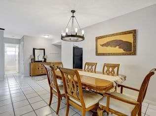 3-bedroom Condo — 2748 S Carambola Circle #1923, Coconut Creek, 33066