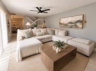 2-bedroom Townhouse — 4207 42ND Way, West Palm Beach, 33407