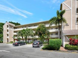 2+1 Condo — 7185 Huntington Lane #301, Delray Beach, 33446