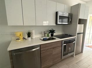 1+1 Condo — 1450 Meridian Ave #107, Miami Beach, 33139