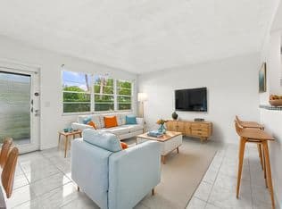 1-bedroom Condo — 310 OAKRIDGE R Court #310, Deerfield Beach, 33442