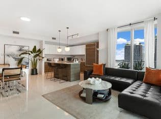 2-bedroom Condo — 1100 S Miami Ave APT 3810, Miami, 33130