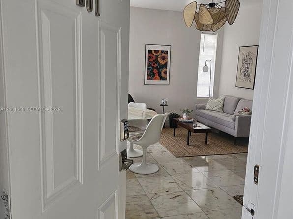 2-bedroom Condo — 801 8th St #201, Miami Beach, FL 33139