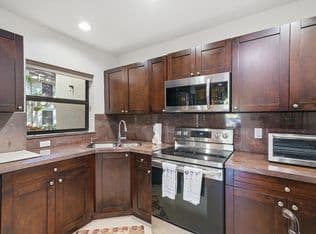 2-bedroom Condo — 2928 Carambola Circle S, Pompano Beach, 33066