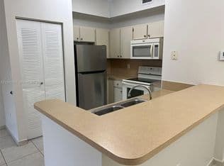 2-bedroom Condo — 7220 NW 114th Ave APT 307, Doral, 33178