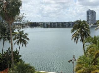 1-bedroom Condo — 18151 NE 31st Ct APT 505, Aventura, 33160