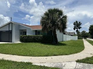 3+1 Müstakil ev — 3261 SW 4th Street, Deerfield Beach, 33442