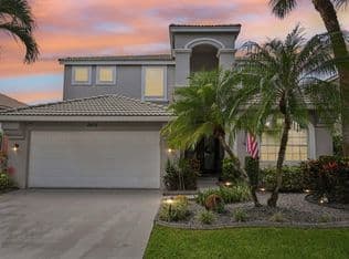 6-bedroom Single-Family Home — 2415 WESTMONT Drive, Royal Palm Beach, 33411
