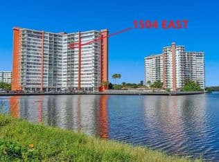 1+1 Condo — 1351 NE Miami Gardens Dr APT 1504E, Miami, 33179