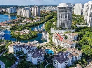 2+1 Condo — 3900 Island Blvd #B303, Aventura, 33160