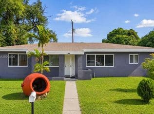 3-bedroom Single-Family Home — 3271 NW 173rd Ter, Miami Gardens, 33056