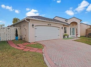 4+1 Müstakil ev — 8070 SW 157th Pl, Miami, 33193