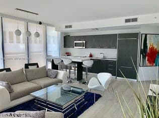 2+1 Condo — 55 SW 9th St Unit 2706, Miami, 33129