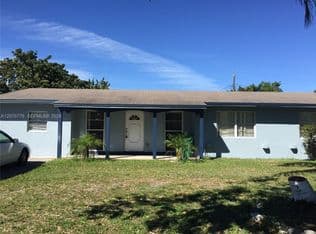 4+1 Müstakil ev — 12025 Bird Dr, Miami, 33175