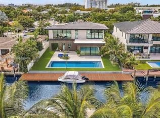 4+1 Müstakil ev — 13045 Coronado Ter, North Miami, 33181