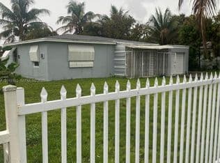 3-bedroom Single-Family Home — 1070 NW 147th St, Miami, 33168