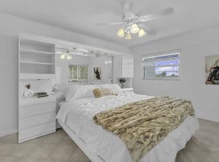 2+1 Condo — 13001 SW 15th Court #404t, Pembroke Pines, 33027