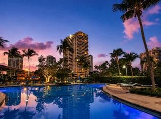 1+1 Condo — 19390 Collins Ave APT 312, Sunny Isles Beach, 33160