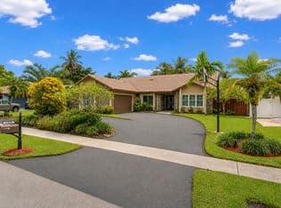 4+1 Müstakil ev — 1491 NW 99TH Avenue, Plantation, 33322