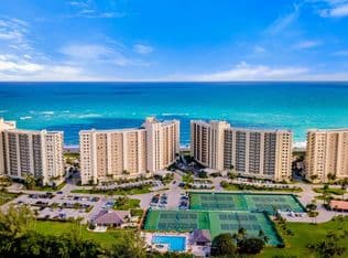 2-bedroom Condo — 400 Ocean Trail Way #205, Jupiter, 33477