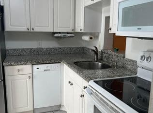 2+1 Condo — 2161 NE 1st Court #102, Boynton Beach, 33435