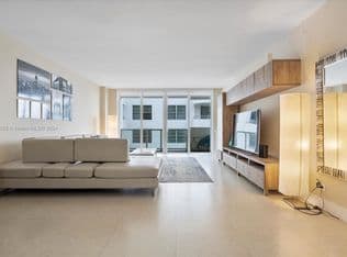 3+1 Condo — 5601 Collins Ave APT 1514, Miami Beach, 33140