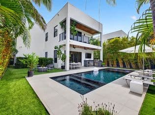 4-bedroom Single-Family Home — 1644 NE 4th Court, Fort Lauderdale, 33301