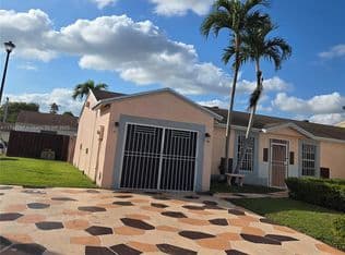 3-bedroom Single-Family Home — 6771 NW 199th Ter, Hialeah, 33015