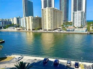 1+1 Condo — 100 Golden Isles Dr APT 806, Hallandale Beach, 33009