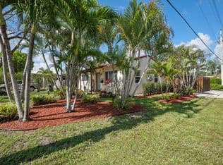 4-bedroom Single-Family Home — 1645 NE 16th Avenue, Fort Lauderdale, 33305